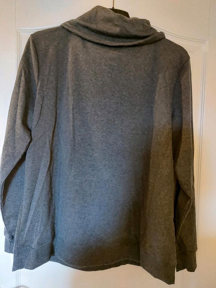 Damen Pullover Pailletten Herz Grau XL/XXL in Wehretal