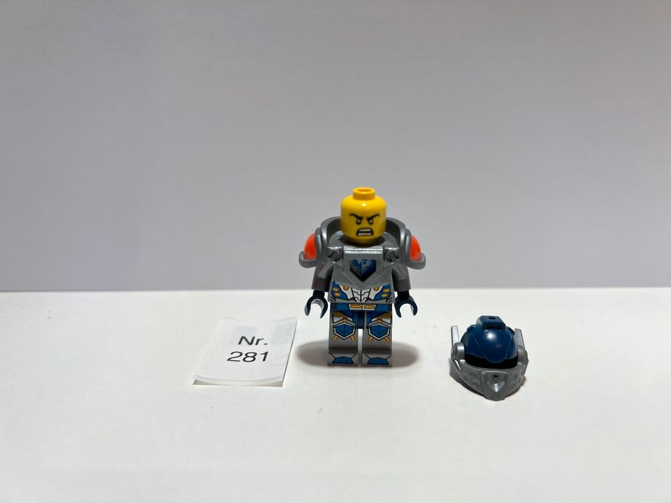 Lego NEXO KNIGHTS Minifiguren  Konvolut 9 in Stolberg (Rhld)