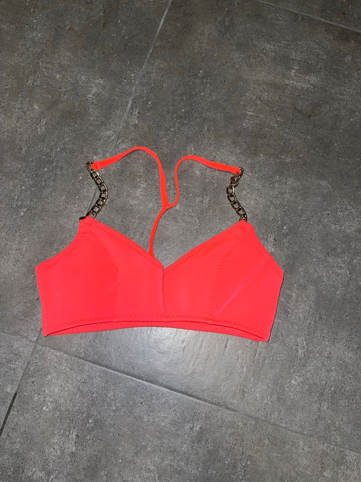 H&M Bikini Oberteil Gr. 36 in Bergkamen