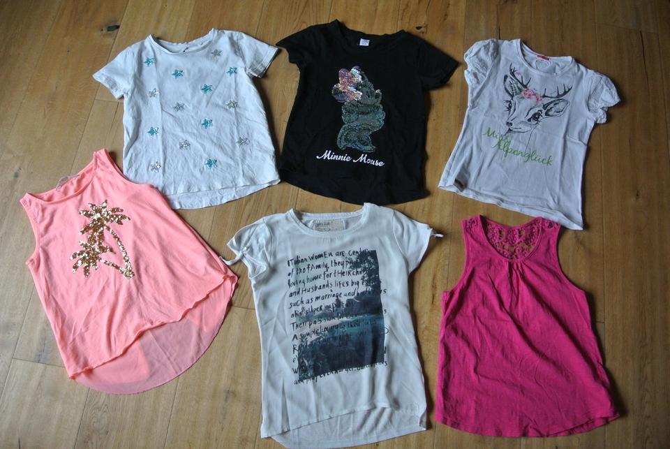 6 T-Shirts Shirts 134 / 140 Minnie Mouse Tracht Garcia Vertbaudet in Furth im Wald