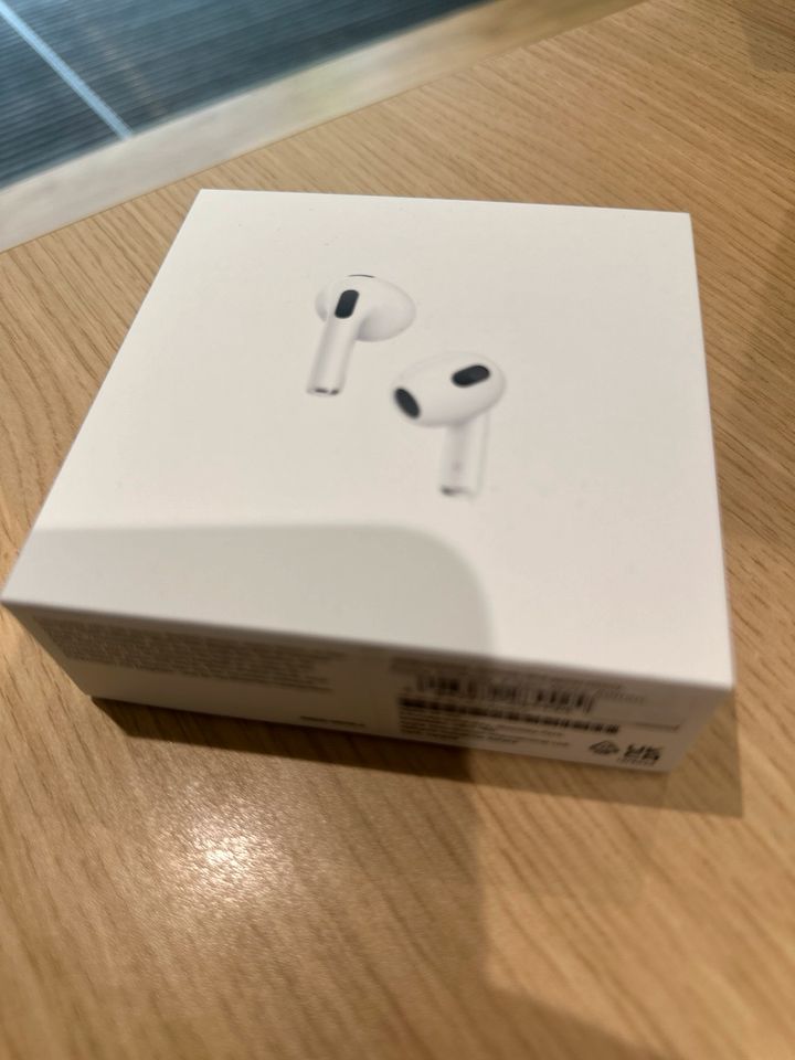 Apple AirPods, 3 Generation White in Herford