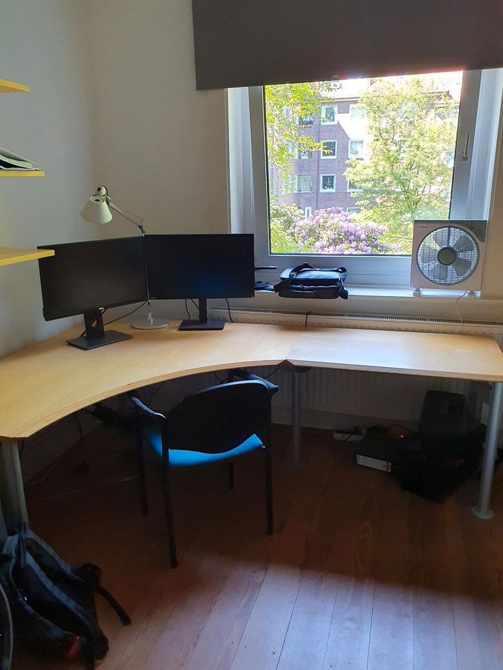 Schreibtisch von Leuwico in Hamburg