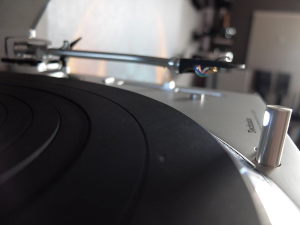 Technics SL 1200 GR mit 1 Jahr Gewährleistung in Achim