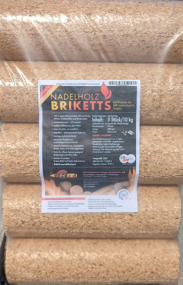 Holzbriketts Nadelholzbriketts ohne Loch 10kg / 96 Bund je Pal. in Nünchritz