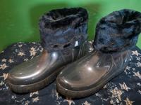 UGG® Drizlita Clear Boot Gr. 38/39 mit Strümpfen Wasserdicht Neu! Wurster Nordseeküste - Nordholz Vorschau