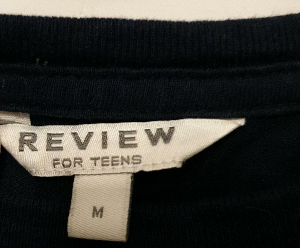 Review T-Shirt in Gr.152 in Dortmund