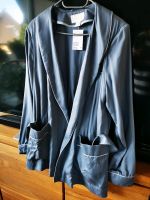 Jacke Gr.42 silber Grau mit Gürtel Flensburg - Fruerlund Vorschau