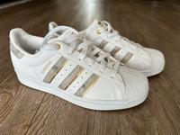 Adidas Original Superstar Sneaker Größe 39,5/40 Bayern - Großenseebach Vorschau