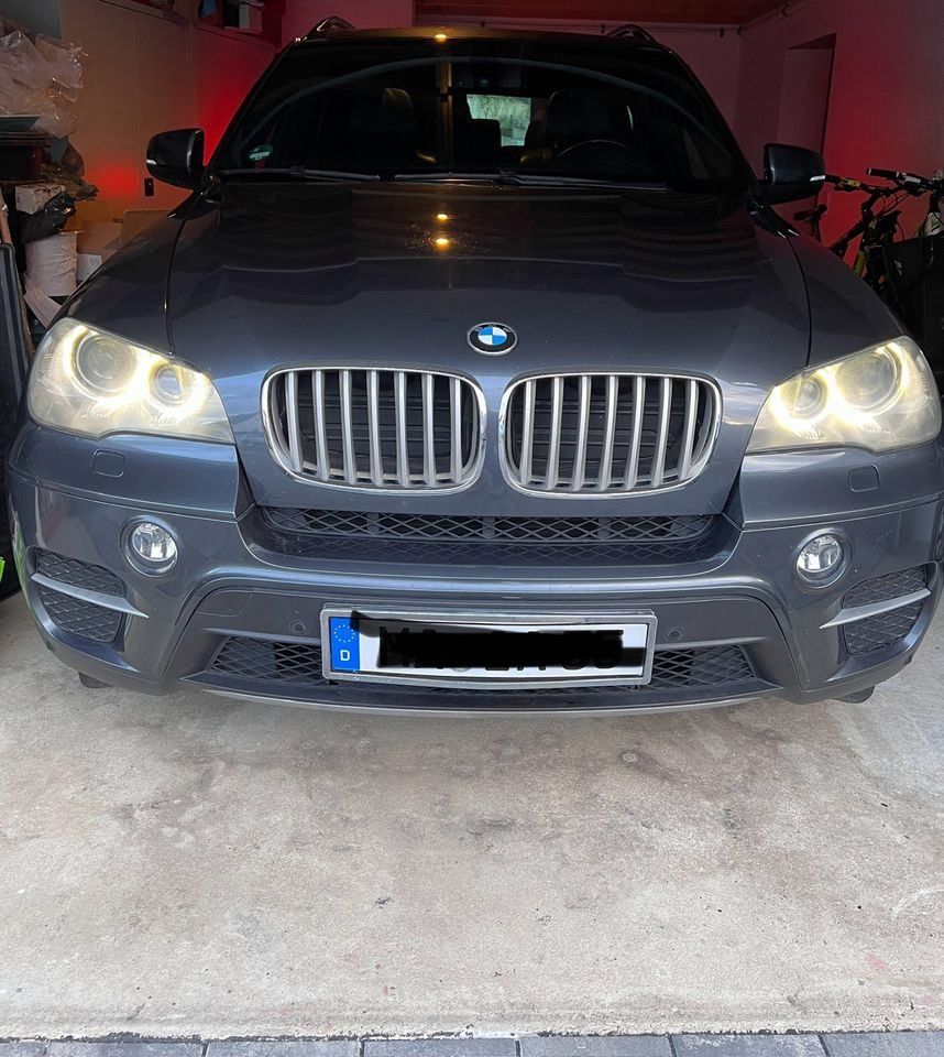 BMW X5(E70) M-Paket 4,0d X-Drive SOFTCLOSE in Eitorf