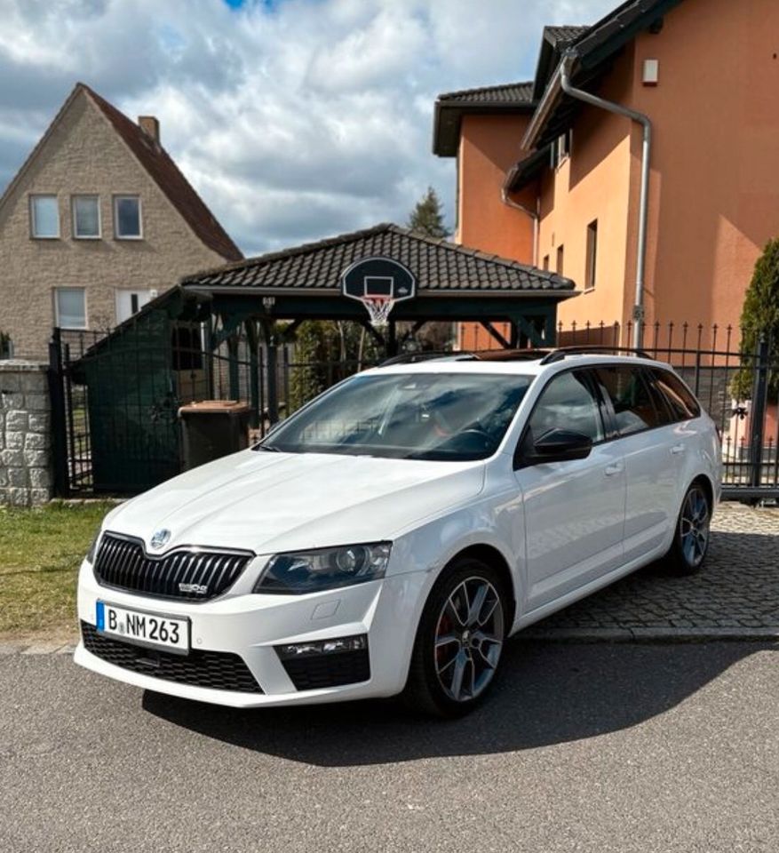 Skoda Octavia VRS 184 PS FOII in Berlin