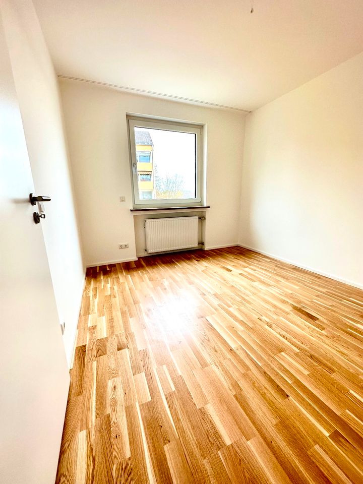 Helle & kernsanierte 3,5 Zi-Wohnung mit 2 Balkonen in Straubing