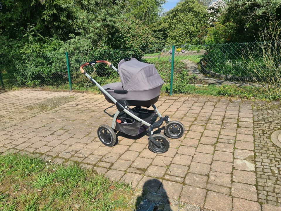 Kinderwagen in Waldbröl