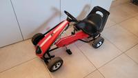 Kettcar rot/schwarz  Kinderfahrzeug/-auto Nordrhein-Westfalen - Altena Vorschau