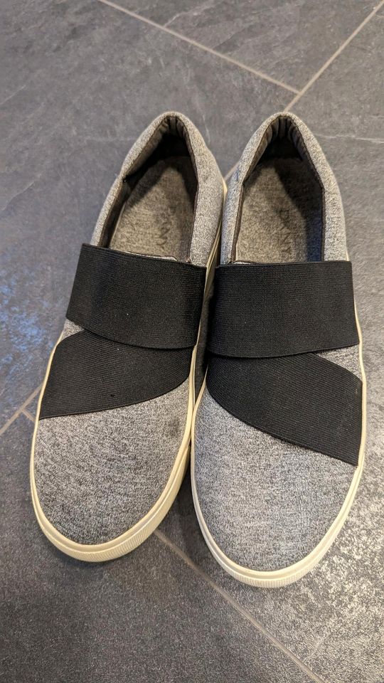 DKNY Slipper Sneaker mit Plateau in Reiskirchen