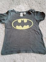 Batman Tshirt Gr 86 Nordrhein-Westfalen - Lüdenscheid Vorschau