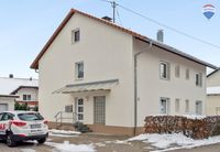 Zweifamilienhaus vollunterkellert mit Garage, Stellplätzen und Garten! Baden-Württemberg - Görwihl Vorschau