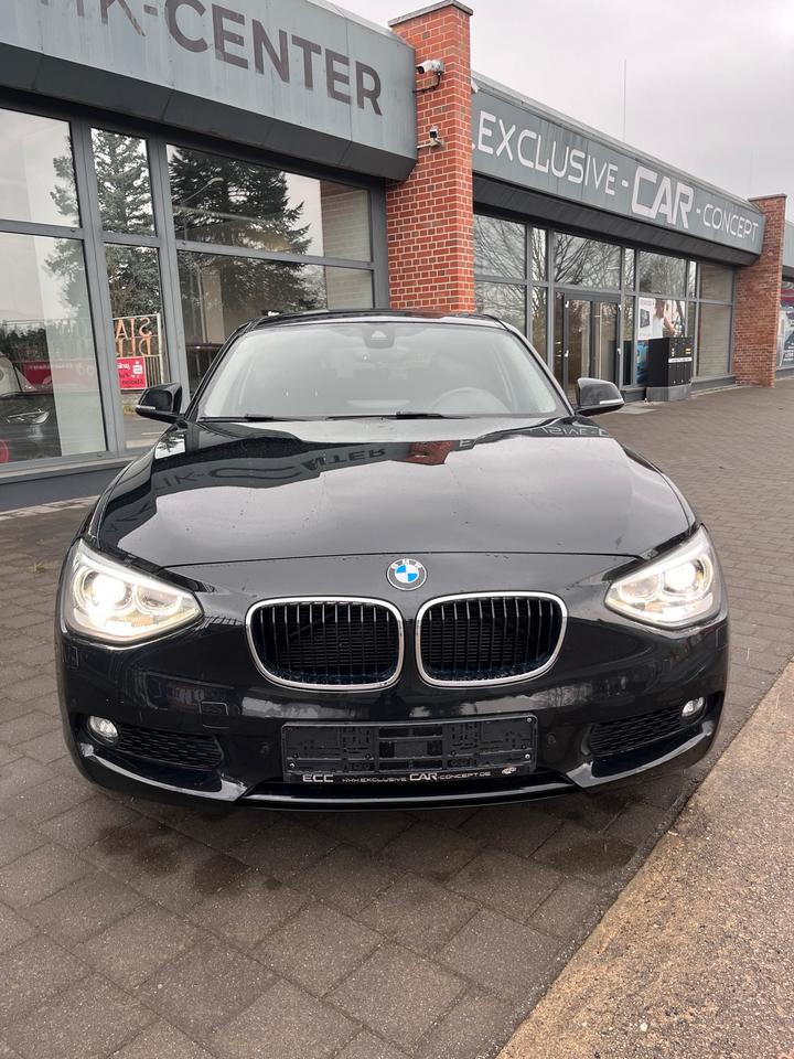 BMW 1er 118d 143PS Schiebedach Glas Bi-Xenon Top Zustand in Kamenz