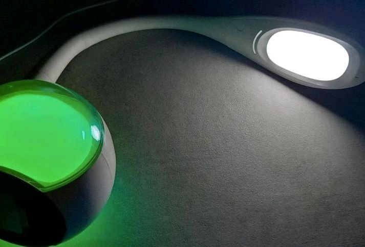 Touch LED Lampe Schreibtisch Bett Nachtlicht Farbwechsel in Schöpstal