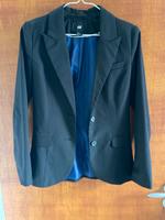 Schwarzer Blazer H&M Gr 36 Hessen - Erlensee Vorschau