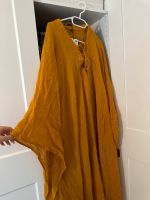 Kleid in gelb München - Milbertshofen - Am Hart Vorschau