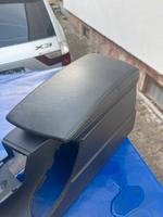 BMW e83 x3 Armlehne Mittelkonsole Bayern - Aschau am Inn Vorschau