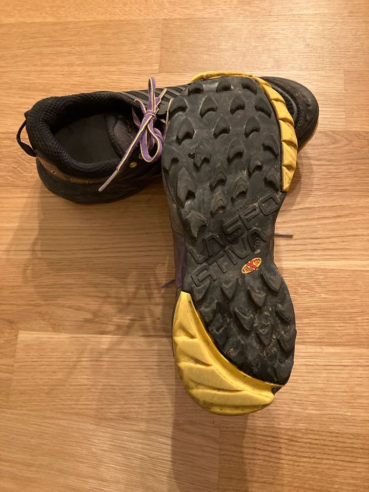 La Sportiva Akasha Trailrunningschuhe, Größe 39,5 in Ottobeuren