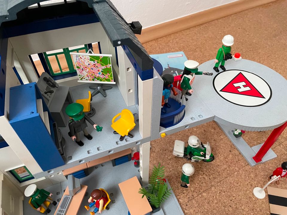 PLAYMOBIL Polizeistation 3988 in Bendorf