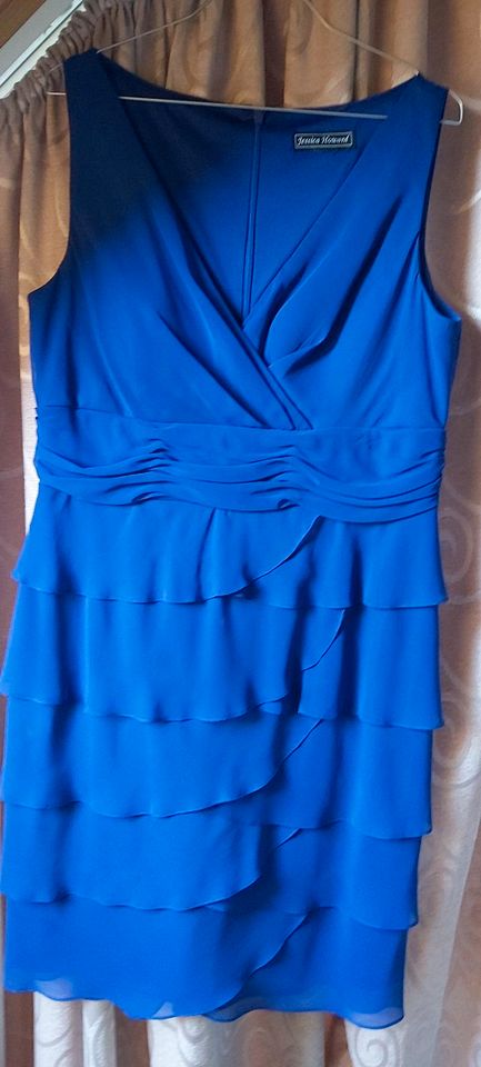 Kleid blau Größe 40 in Arnstadt