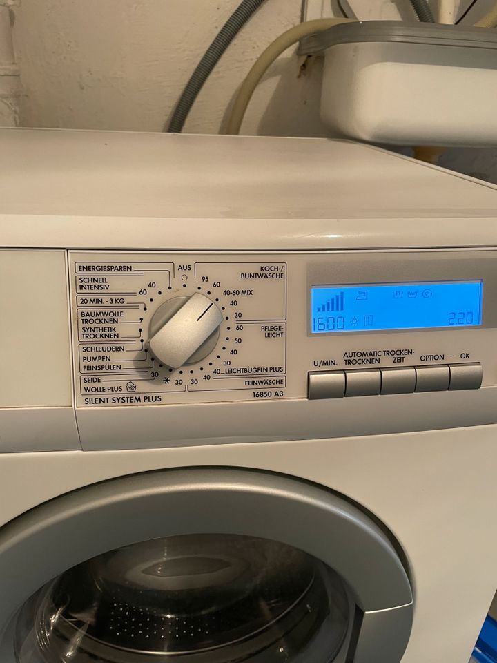 AEG Waschmaschine / Waschtrockner in Bardowick