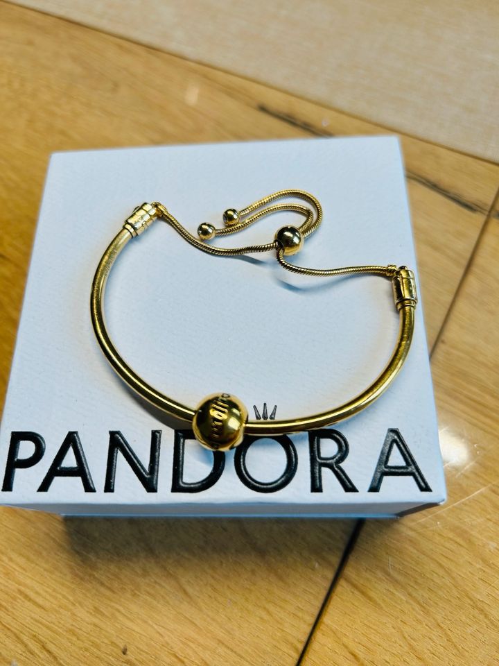 Armreif Pandora Gold in Großalmerode