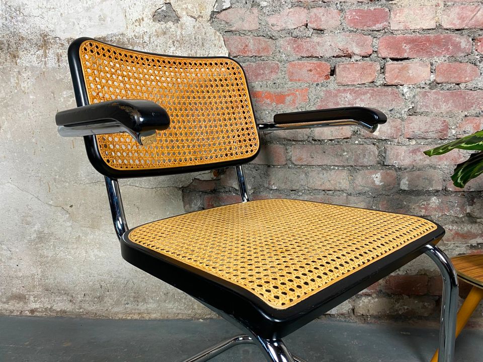 Thonet S 64 Freischwinger Stuhl Marcel Breuer I Geflecht erneuert in Wuppertal