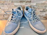 KARL KANI BLAU WEISS Gr. 42,5 SNEAKER Hessen - Hochheim am Main Vorschau