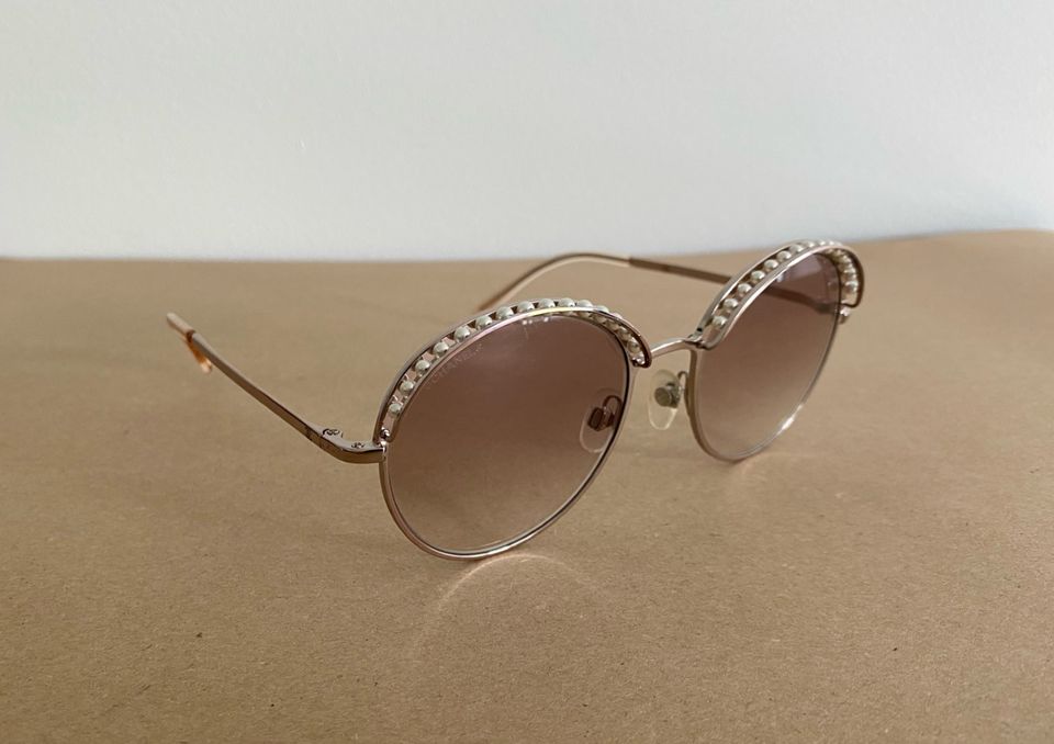 Original Chanel Sonnenbrille rund NEU in Berlin