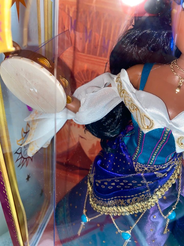 DISNEY STORE Kida LE Esmeralda LE Megara LE Doll NEU OVP in Hannover