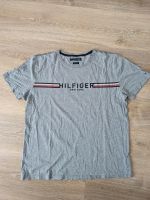 Tommy Hilfiger T-Shirt Grau Nordrhein-Westfalen - Münster-Hafen Vorschau