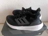 Adidas Ultraboost Light Damen Laufschuhe UK 3,5 Neupreis 200€ neu Bayern - Neu Ulm Vorschau