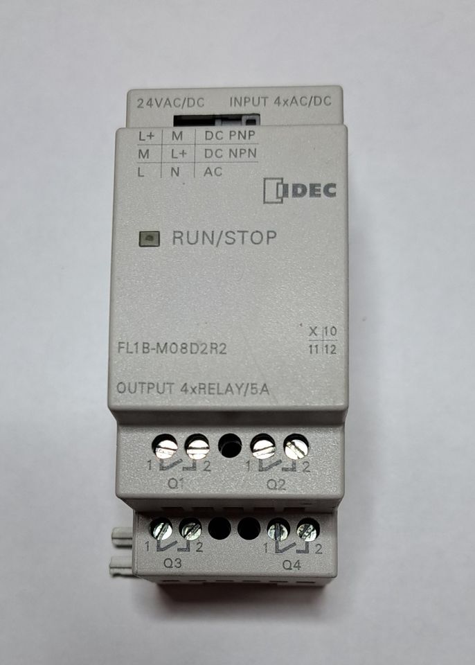 IDEC FL1B-M08D2R2 Smart Relay Erweiterungsmodul in Ötzingen