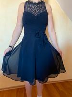 Dunkelblaues Cocktailkleid mit passender Weste Saarland - Losheim am See Vorschau