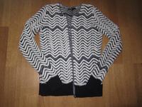Edler Cardigan Marke Maje schwarz-creme Gr. 1 (34 - 36) Kr. München - Planegg Vorschau