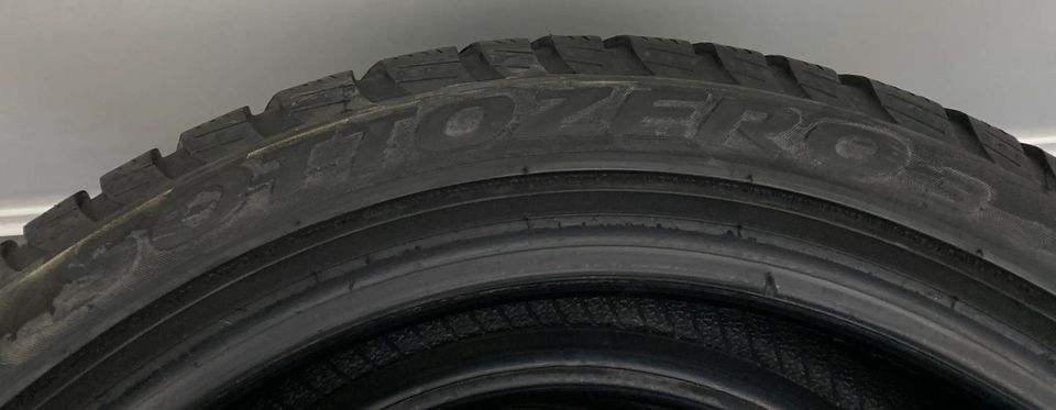 225 40 R18 Winterreifen Pirelli (4 Stück) 5mm DOT19 in Rheinfelden (Baden)