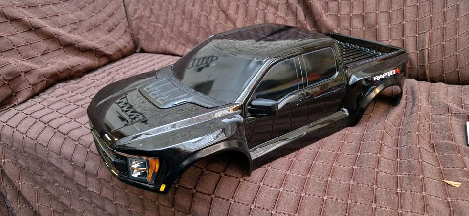 Traxxas Ford Raptor r Karosserie in Langerwehe