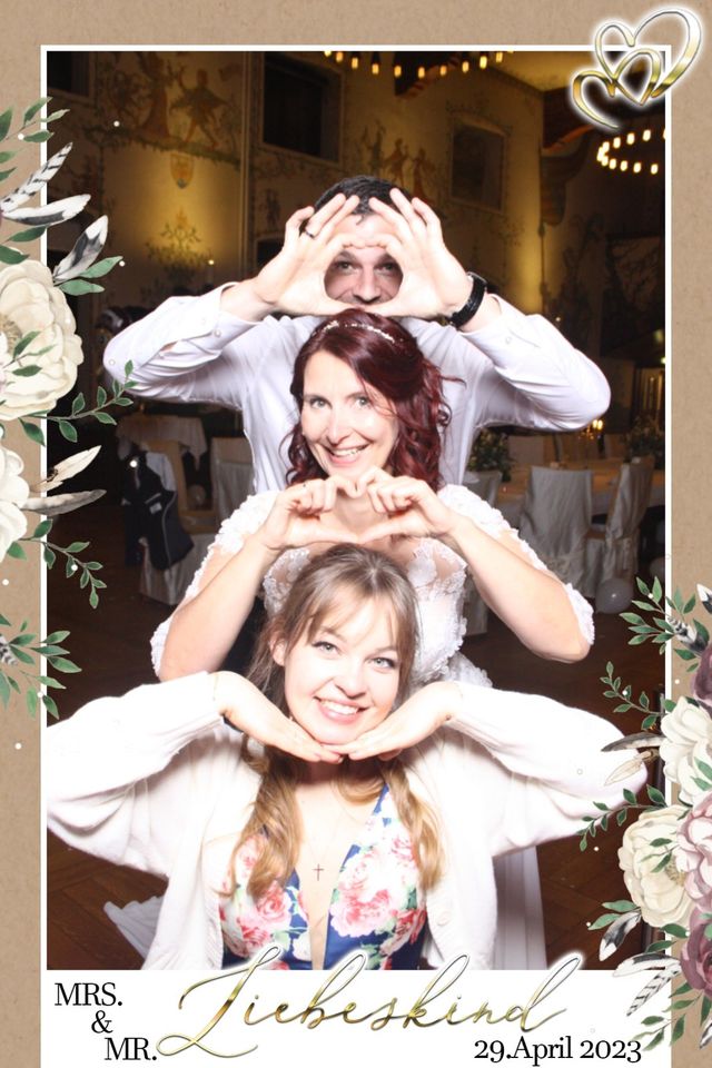 **Fotospiegel** oder **Mega Selfiephone** auf Euer Hochzeit in Erfurt