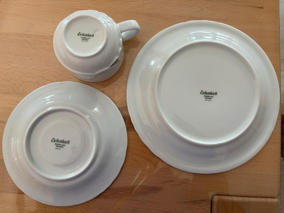 Kaffeeservice Eschenbach - Porzellan 36-tlg (für 12 Personen) in Aichach
