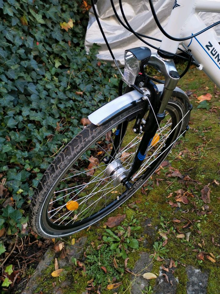 Fahrrad, sehr gute Zustand in Bad Hönningen