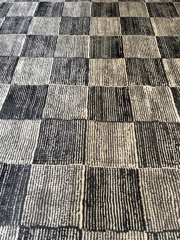 Teppich in Quadrat Muster in Herne
