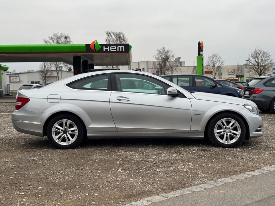 Mercedes-Benz C 180 CGI Coupe BE 7G Panorama ILS Leder COMAND in Erbach
