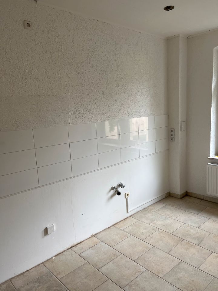 2-Zimmer-Wohnung in ruhiger Seitenstraße mit Balkon! in Heidenau