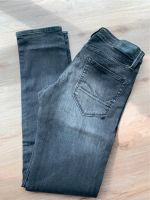 Verkaufe neuwertige Jeans Jack & Jones slim-glenn in Größe 28/32 Bayern - Berngau Vorschau