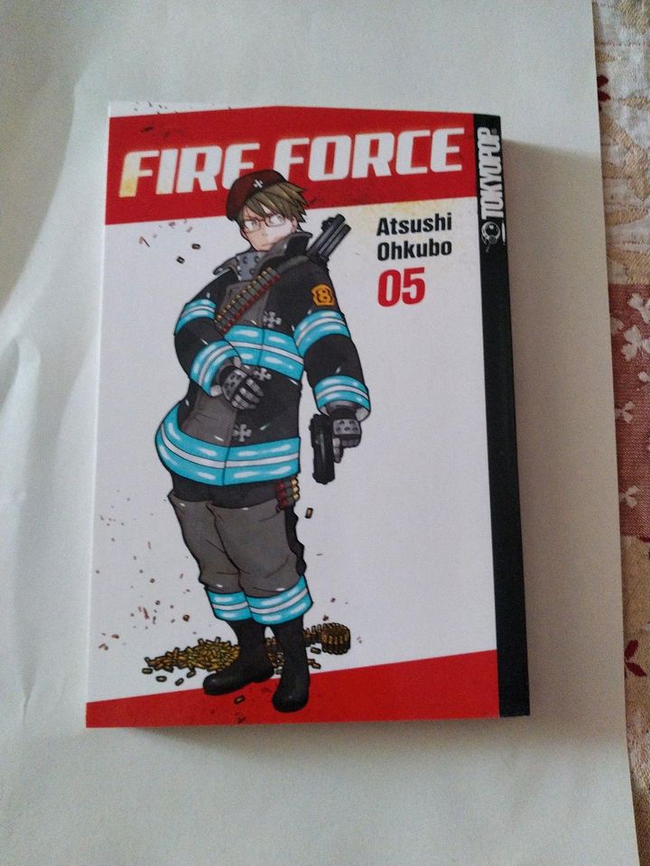 Fire Force Manga Band 1-8 in Schwerin