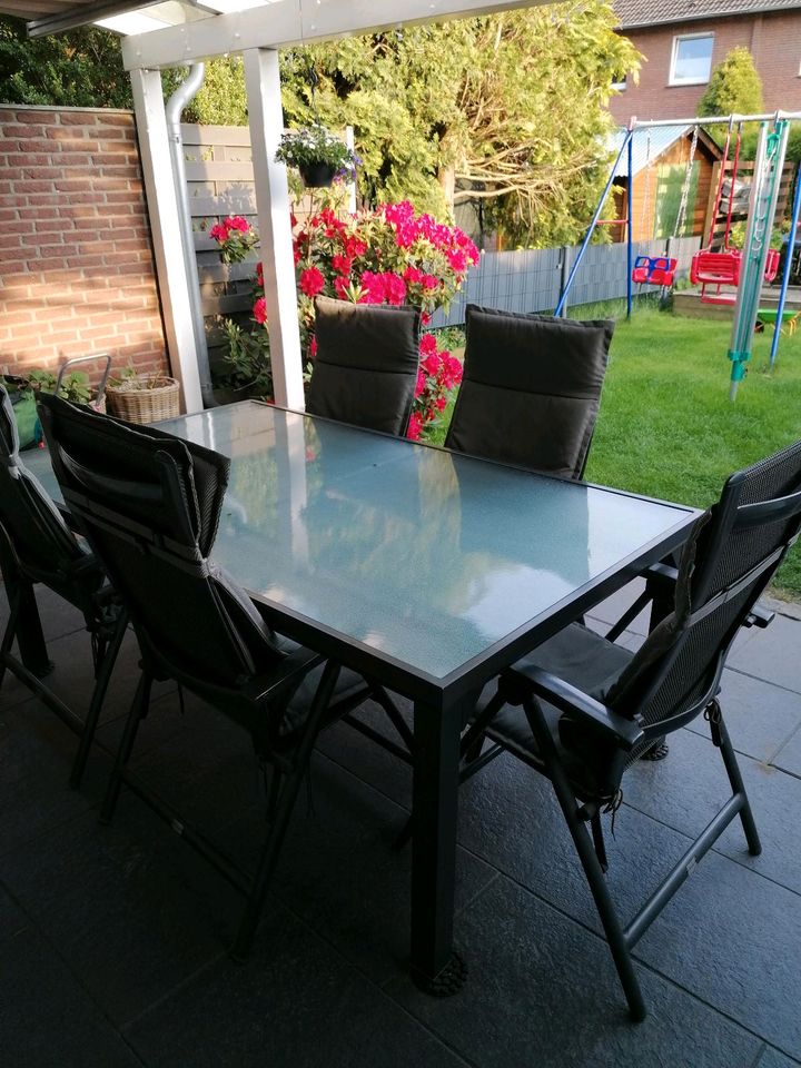Gartenmöbel Tisch und 5 Stühle in Nordhorn